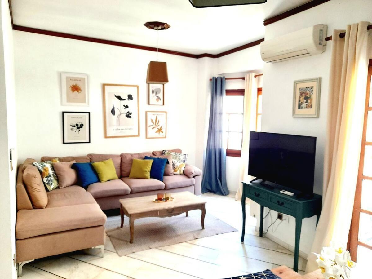 The Central كاندية المظهر الخارجي الصورة